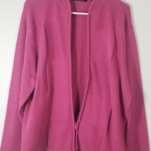 Crystal Kobe Full Zip Cardigan Sweater. Pink Color Block. Ribbed Collar. Size L. - Picture 2 of 8